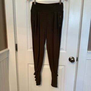 FREE PEOPLE FP MOVEMENT PANTS JOGGERS OLIVE GREEN POCKETS BUCKLE ANKLE SIZE S